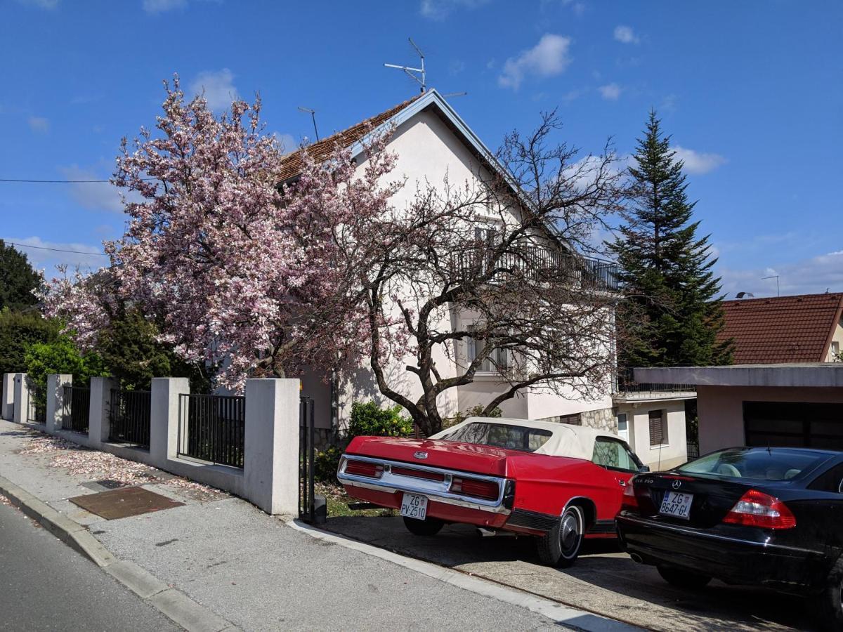 Comfy Condo w King Bed, Green Patio, Parking&22kW EV Chrger Zagabria Esterno foto