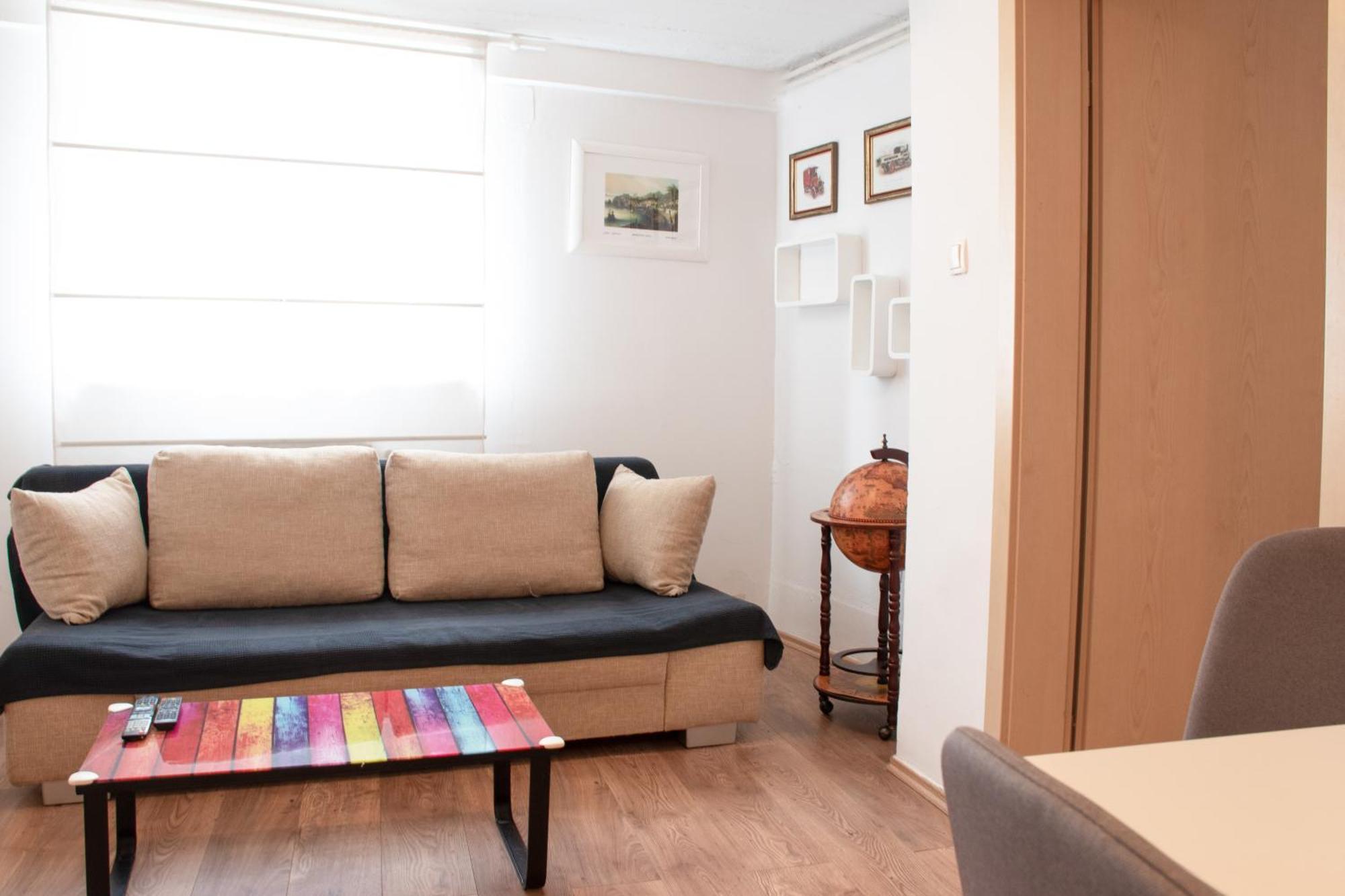 Comfy Condo w King Bed, Green Patio, Parking&22kW EV Chrger Zagabria Esterno foto