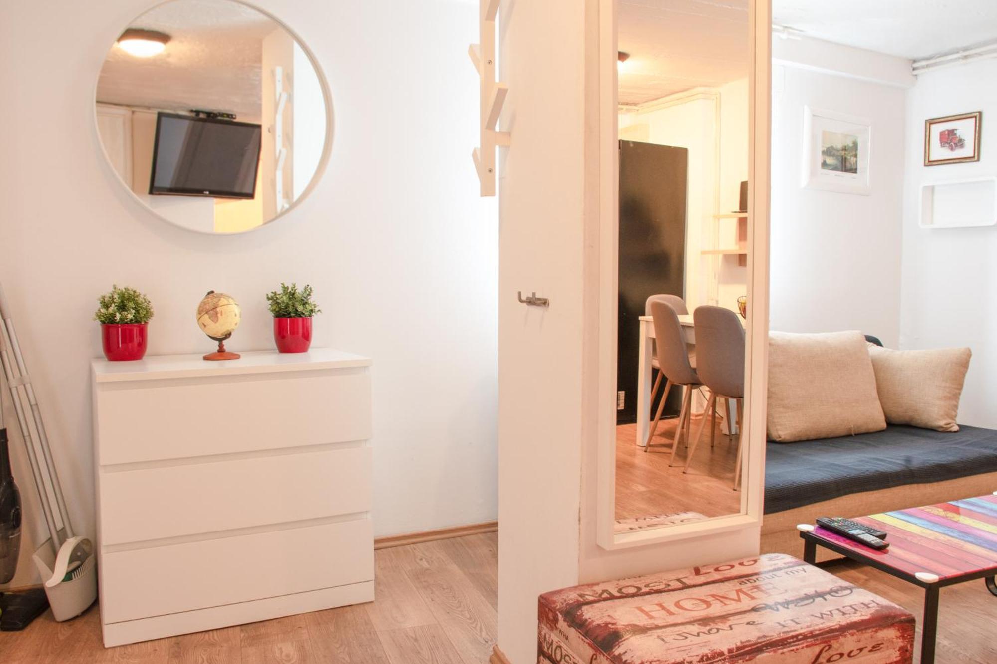 Comfy Condo w King Bed, Green Patio, Parking&22kW EV Chrger Zagabria Esterno foto